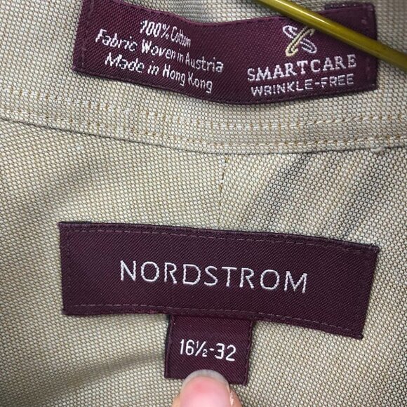 Nordstrom tan 100% Cotton wrinkle free men’s dress shirt neck 16.5  (32) - Picture 4 of 15